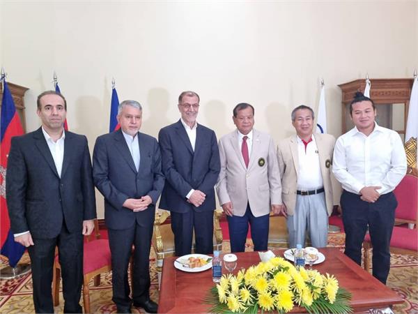 در نشست محمود خسروی وفا و رئیس کمیته ملی المپیک کامبوج مطرح شد: عقد تفاهمنامه همکاری ورزشی و توریسم ورزشی