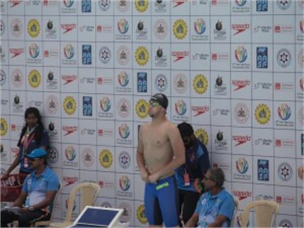 افقری در مسابقات بلغارستان سهمیه ورودی B المپیک ۲۰۲۰ شنا را کسب کرد