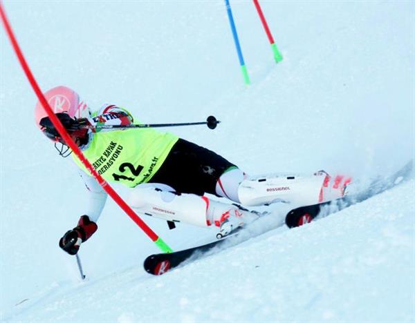 روز نخست رقابت‌های بین‌المللی اسکی آلپاین ترکیه؛ قهرمانی نمایندگان ایران