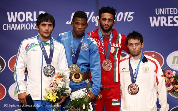 رقابت های کشتی آزاد قهرمانی جهان - آمریکا؛محمدی با شکست قهرمان المپیک صاحب مدال برنز شد