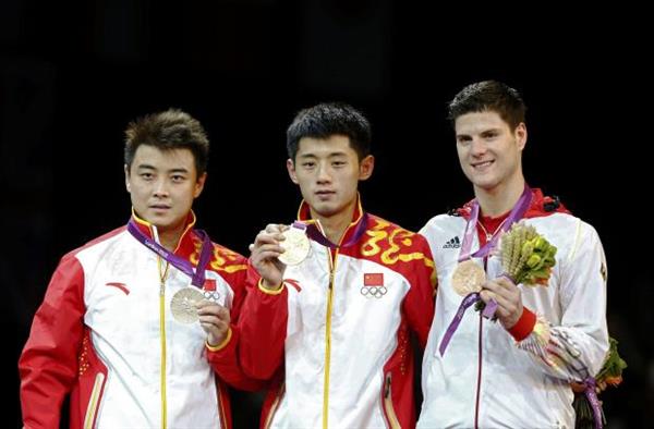 ماراتن نفس گیر و شانه به شانه چینی ها و آمریکاییها در کسب مدال(388)