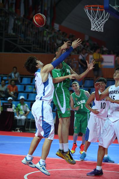دومین دوره بازیهای آسیایی نوجوانان-نانجینگ(73)؛پیروزی تیم ملی بسکتبال 3 نفره ایران مقابل عراق