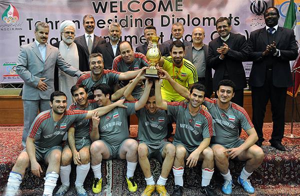 انعکاس برگزاری مسابقات فوتسال جام دیپلمات ها با همکاری کمیته ملی المپیک ایران در سایت IOC