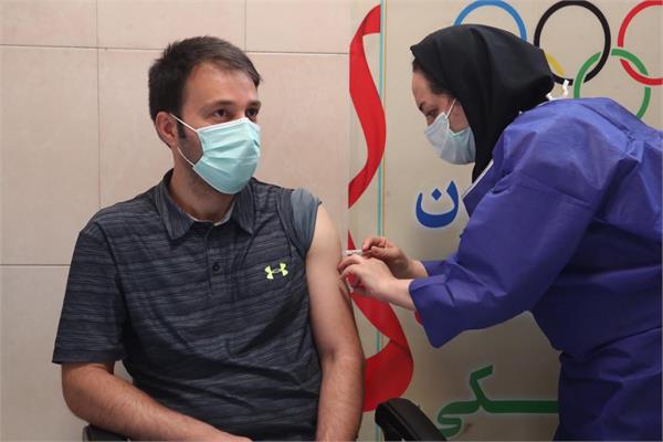 با نظارت دکتر علی نژاد، دکتر نوروزی و دکتر احمدی؛واکسیناسیون ورزشکاران المپیکی آغاز شد