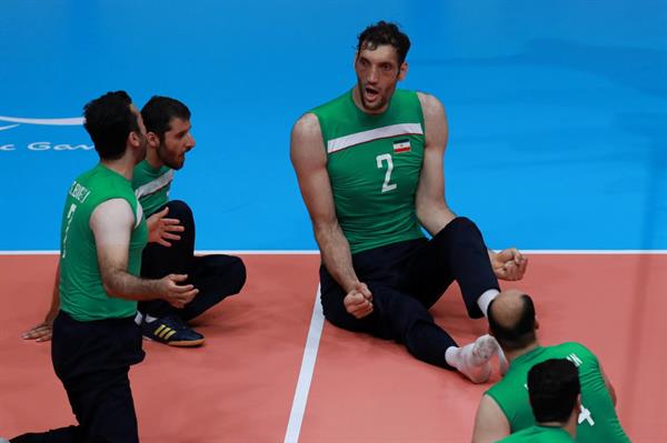 تیم ملی والیبال نشسته ایران با غلبه بر میزبان فینالیست شد