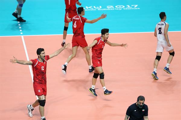 رقابت های والیبال قهرمانی جهان ؛آرژانتین  برابر ایران به زانو درآمد /تلاش جوانان برای کسب عنوان پنجمی