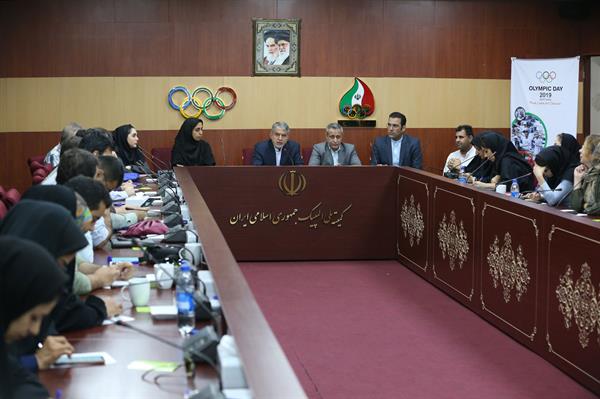 به مناسبت "روز المپیک"؛دیدار خبرنگاران با رئیس کمیته ملی المپیک و برگزاری دوره آموزشی المپیک و رسانه