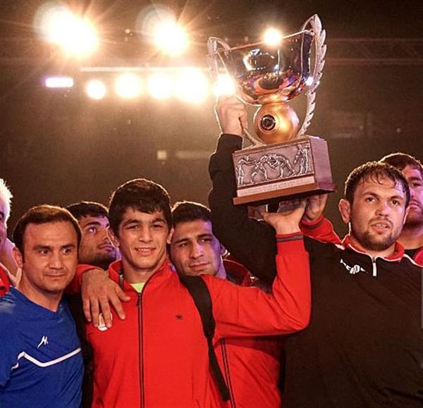 رقابت های جام جهانی کشتی آزاد – آمریکا؛تیم ملی ایران برای چهارمین سال پی درپی قهرمان شد