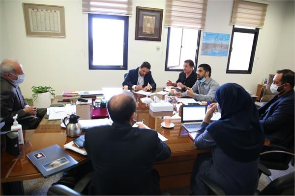 در ادامه جلسات کادر سرپرستی با فدراسیون های اعزامی به بازیهای المپیک ؛ نشست با مسئولین فدراسیونهای کشتی و قایقرانی برگزار شد