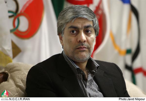 تاماش آیان رئیس فدراسیون جهانی وزنه برداری انتخاب کیومرث هاشمی را تبریک گفت
