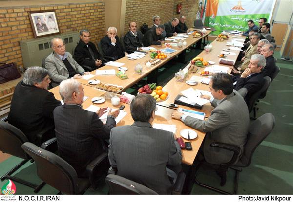 جهت حضور قدرتمندانه در بازیهای آسیایی گوانگژو؛جلسه کادر فنی تیم ملی کشتی فرنگی با افشار زاده برگزار می شود