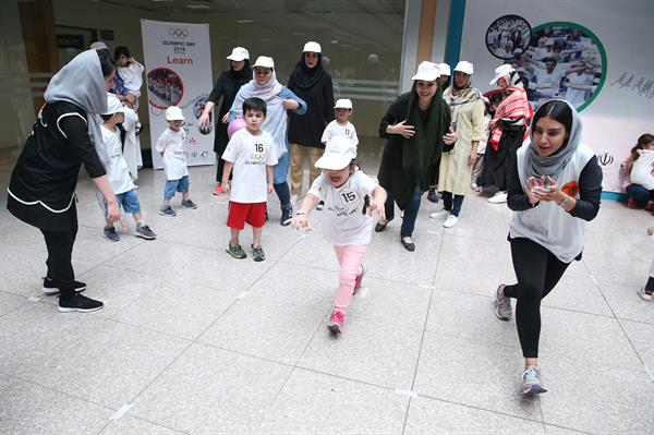 هفته المپیک - دوی روز المپیک بانوان و همایش مادر و کودک 14