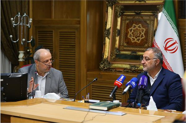 امضای تفاهم نامه همکاری با شهرداری تهران 9