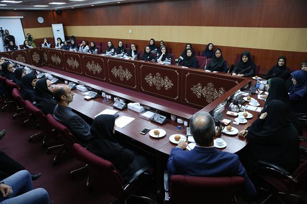 مراسم افتتاحیه دوره سولیداریتی ویژه دانش آموزان با حضور خانم ابتکار  11