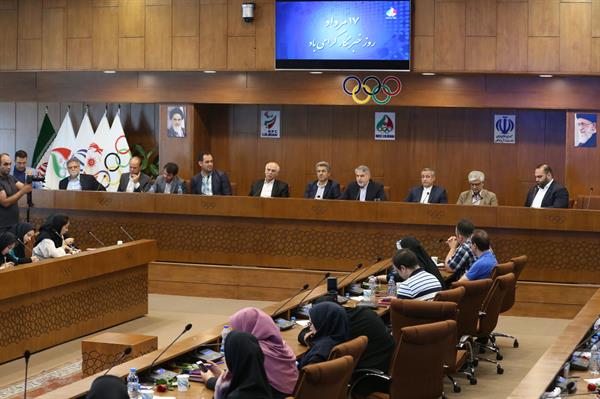 مراسم گرامیداشت روز خبرنگار  35