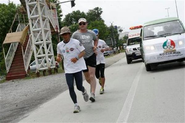 Le groupe des coureurs international du chemin de la soie est arrivé en Iran :