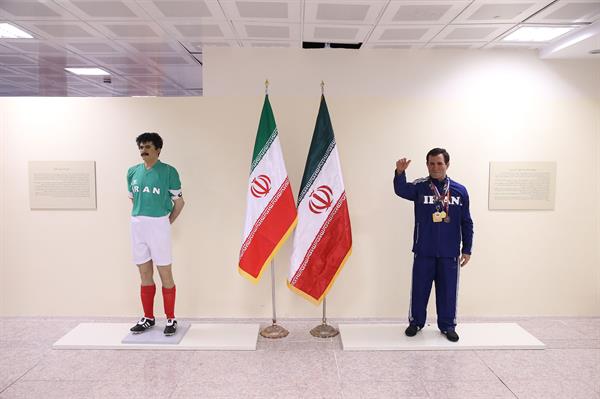 مراسم اهدا مدال و کاپ افتخارآفرینان ورزش کشور به موزه المپیک و پارالمپیک 53