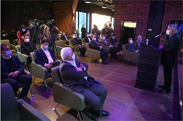 بازدید از تیم ملی هاکی روی یخ و افتتاح سالن بولینگ بازار بزرگ ایران 11