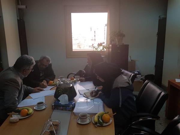 جلسه با آقایان دکتر عزیزی و افشار برای طرح  پژوهشی در آرشیو ملی بهمن 97