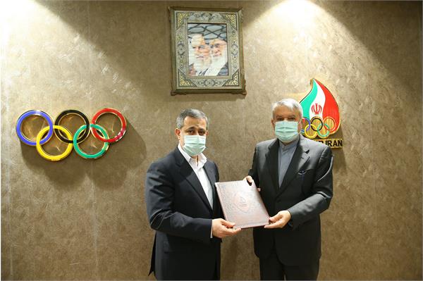 جلسه جشنواره فیلم های ورزشی 8