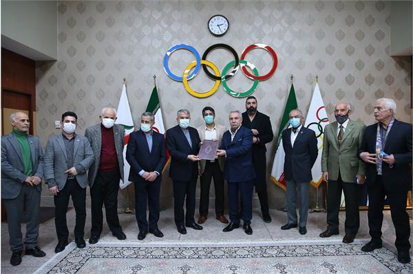 تقدیر ریاست کمیته ملی المپیک از پیشکسوتان بوکس 18