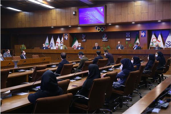 نشست صمیمی ریاست کمیته ملی المپیک با همکاران 17