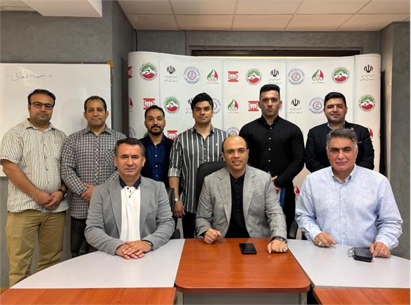 در مراسم اهدای احکام کادرفنی؛صدیقی: ووشو باید در بازی‌های آسیایی افتخارآفرین باشد؛ رسالت مهمی بر دوش شماست