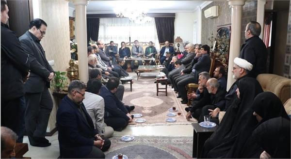 دیدار مسئولین کمیته ملی المپیک با خانواده معزز شهید فروتن رییس کمیسیون اخلاق