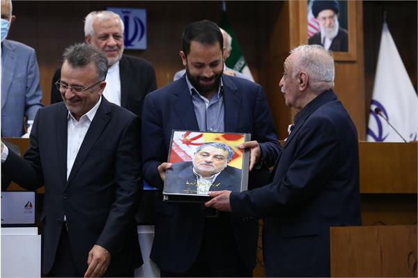 مراسم رونمایی از سردیس چهره های ماندگار ورزش ایران 57