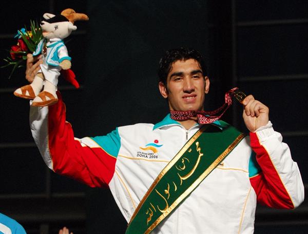 JO 2012. Ali Mazaheri porte-drapeau de la délégation Iranien