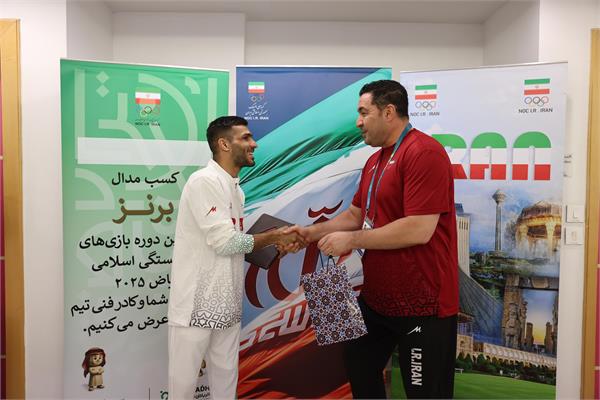 بازی های کشورهای اسلامی ریاض؛ اهدای پاداش شه بخش در دهکده بازیها