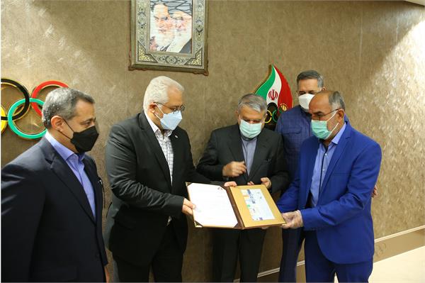 تقدیر از ایثارگران کمیته ملی المپیک 13