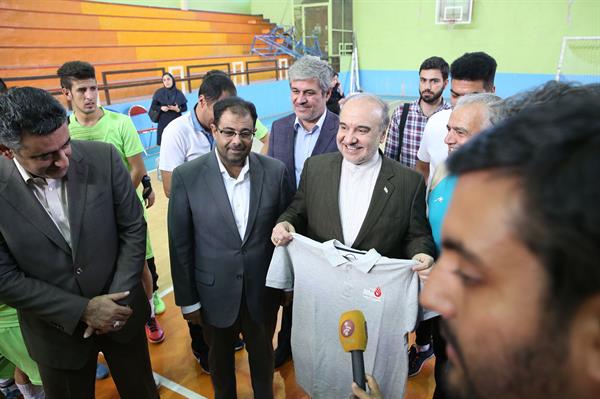 بازدید مسئولان ورزش کشور از تیم های ملی ناشنوایان 17