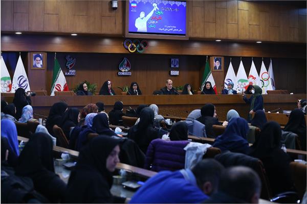 مراسم تجلیل از بانوان تاثیرگذار در ورزش زنان 45