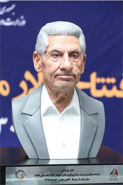 آیین افتتاح تالار مشاهیر ورزش ایران و رونمایی از تندیس قهرمانان ورزش کشور 33