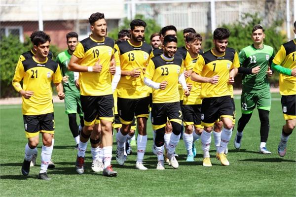 مهدوی کیا ۲۷ بازیکن را به اردوی جدید تیم ملی زیر ۲۳ سال ایران فراخواند