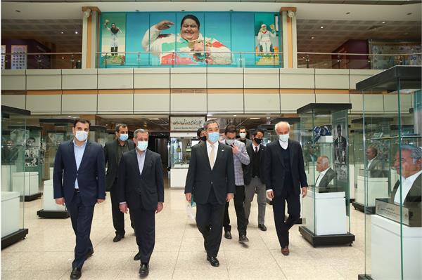 بازدید سفیر ژاپن از موزه ملی ورزش، المپیک و پارالمپیک 18