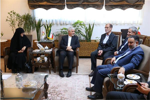 نشست صمیمانه مسولان کمیته ملی المپیک با وزیر ورزش و جوانان  2