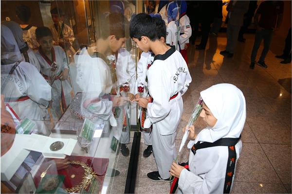 بازدید مسولان و ورزشکاران تکواندو استان تهران از موزه ملی ورزش، المپیک و پارالمپیک 3