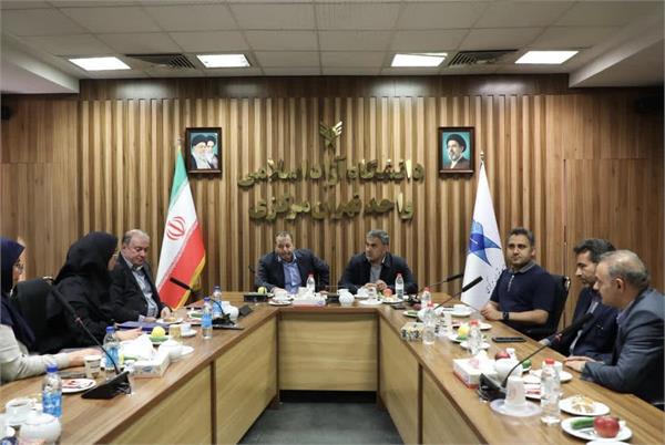 توسعه همکاری‌های علمی و ورزشی؛ امضای تفاهم‌نامه فدراسیون هاکی و دانشگاه آزاد اسلامی استان تهران