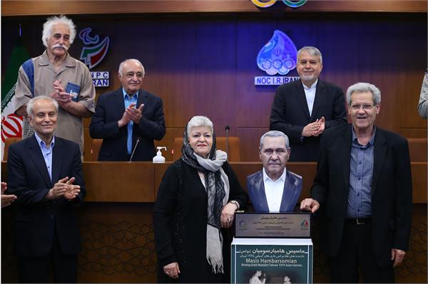 مراسم رونمایی از سردیس ماسیس هامبارسومیان 40