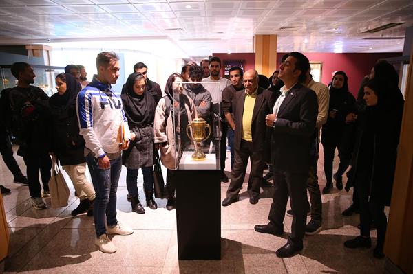 بازدید دانشجویان دانشگاه علامه طباطبایی از موزه المپیک 12