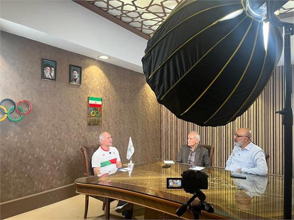 گفتگو تاریخ شفاهی با علی اکبر خورشیدی‌فردستیار ایوانف در تیم ملی وزنه‌برداری