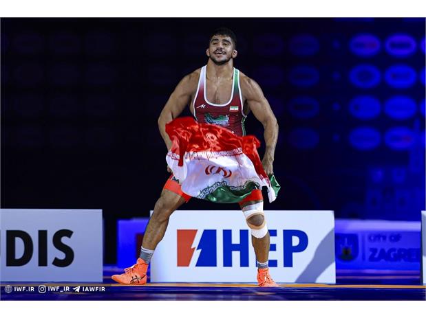 اتحادیه جهانی کشتی اعلام کرد؛ غلامرضا فرخی پدیده سال فرنگی جهان