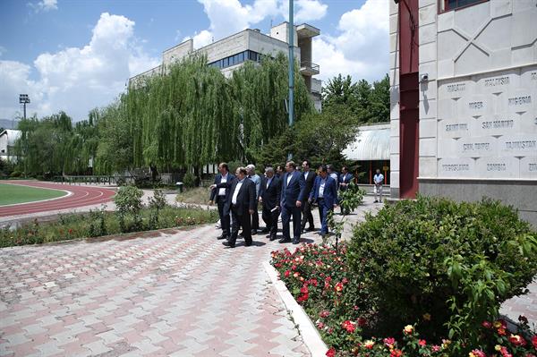 بازدید وزیر تعاون، کار و رفاه امور اجتماعی و مسئولین کمیته ملی المپیک از اردو تیم ملی کاراته 18
