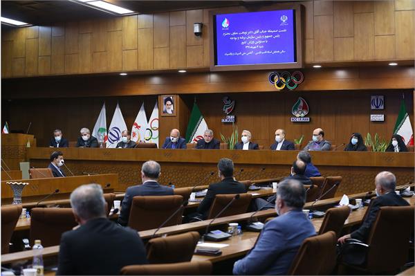 نشست صمیمانه دکتر نوبخت با مسئولین ورزش کشور 33