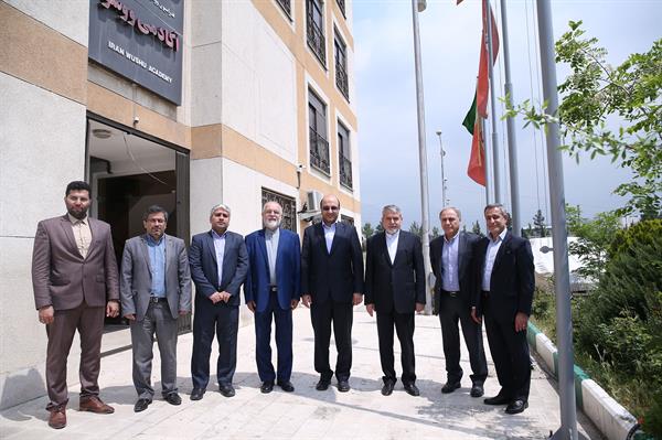 بازدید مسئولین کمیته ملی المپیک از فدراسیون های ورزشی 37