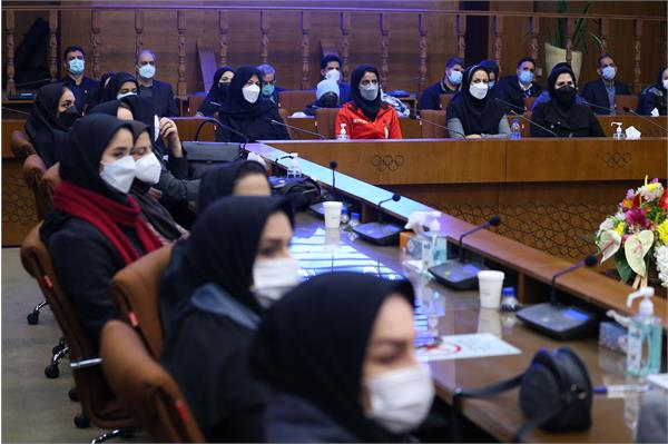 همایش معرفی بانوی اخلاق ورزش 15