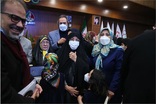 مراسم نکوداشت خانم طاهره طاهریان 39