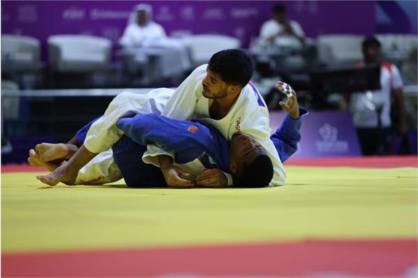 بازی‌های کشورهای اسلامی ریاض؛ پرهیزکار حریف عربستانی را شکست داد